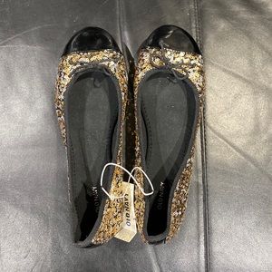 Old Navy NWT Flats
